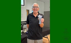 Drapery, Northwood. Vase blanc. Oups! supposé vendu. Fantôme?