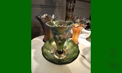 Vintage, Fenton. Petite épergne verte. 6" haut