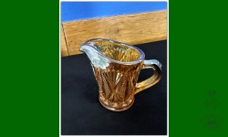 Split Diamond, Sowerby. Petit pot à crème.